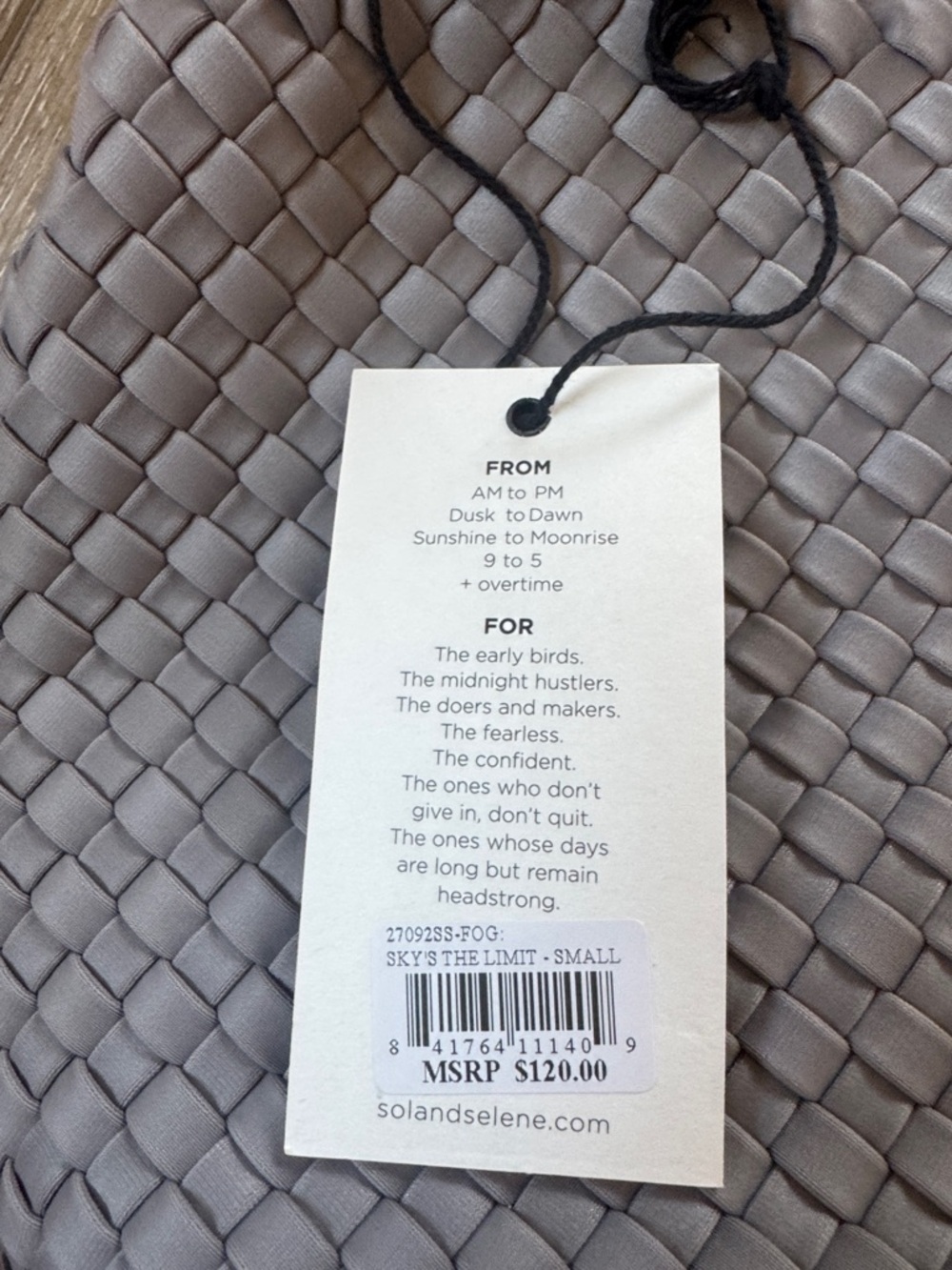 Last 1! NWT Sky's The Limit - Woven Neoprene Small Crossbody in Fog - Picture 7 of 8